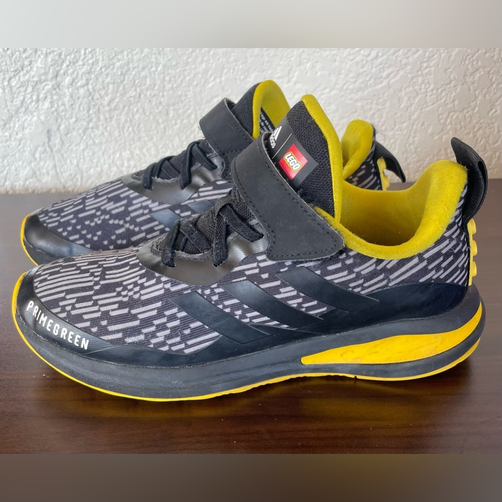 Adidas LEGO